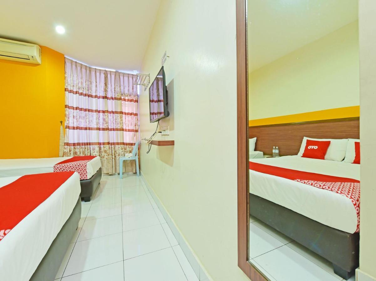 Oyo 575 Hotel Dns Ίπο Εξωτερικό φωτογραφία