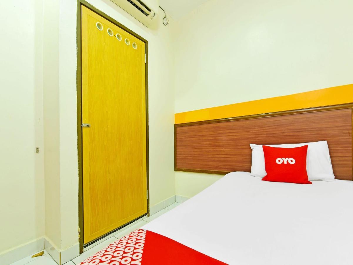 Oyo 575 Hotel Dns Ίπο Εξωτερικό φωτογραφία