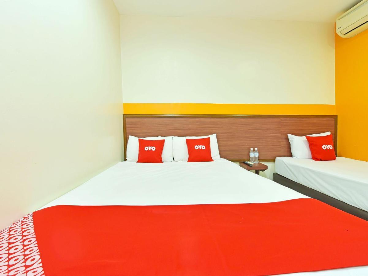 Oyo 575 Hotel Dns Ίπο Εξωτερικό φωτογραφία