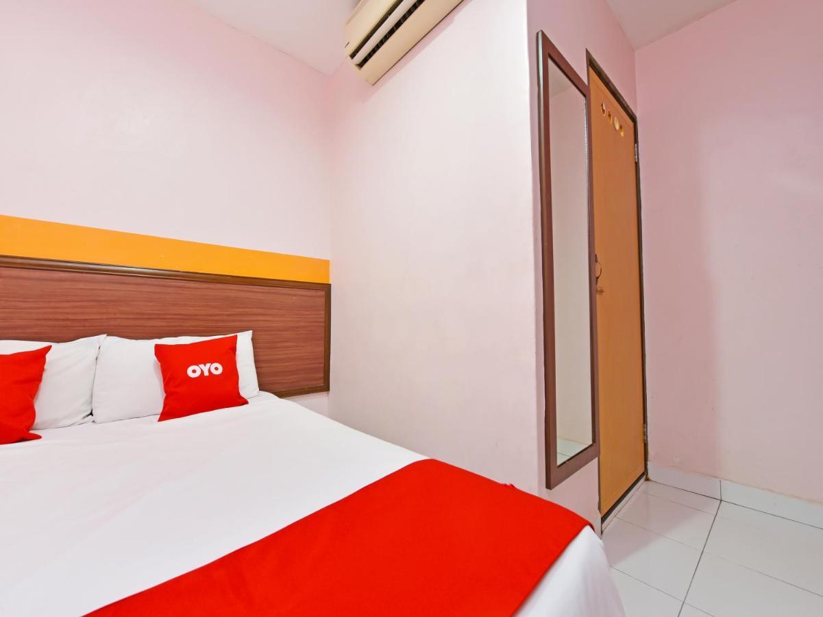 Oyo 575 Hotel Dns Ίπο Εξωτερικό φωτογραφία