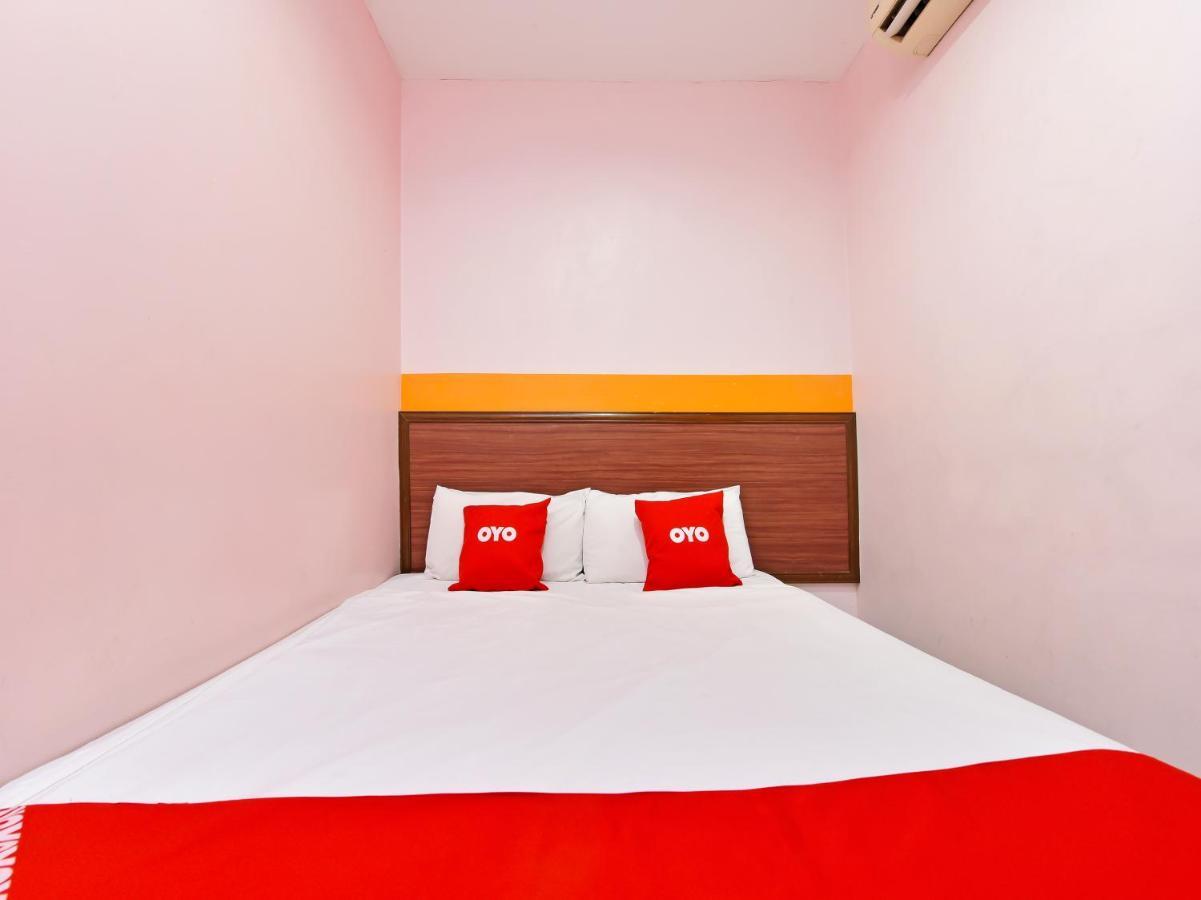 Oyo 575 Hotel Dns Ίπο Εξωτερικό φωτογραφία