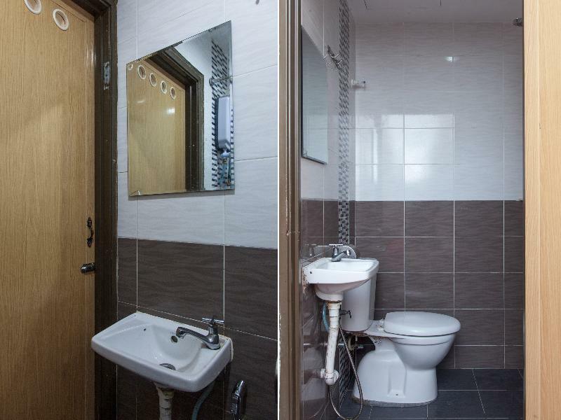 Oyo 575 Hotel Dns Ίπο Εξωτερικό φωτογραφία